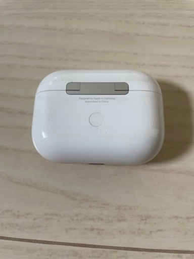 AirPods Pro (ジャンク品) (カバー付き)