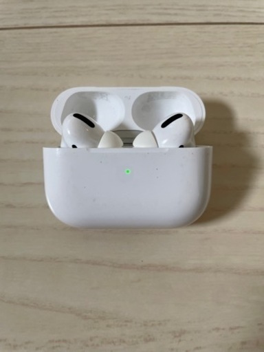 AirPods Pro (ジャンク品) (カバー付き)