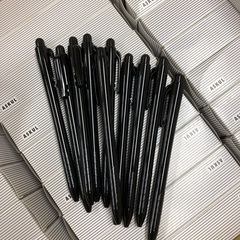 ノック式ボールペン　黒　290本