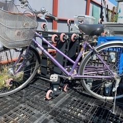 紫色の自転車