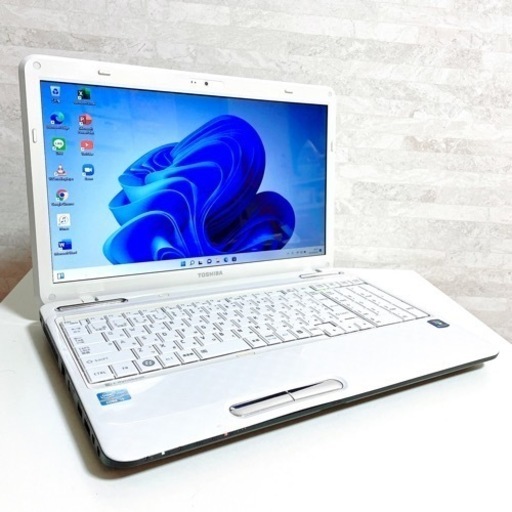 Dynabook 高スペック 東芝 ノートパソコン Corei7 メモリ8GB搭載 Win11