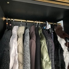 桐のキャビネット