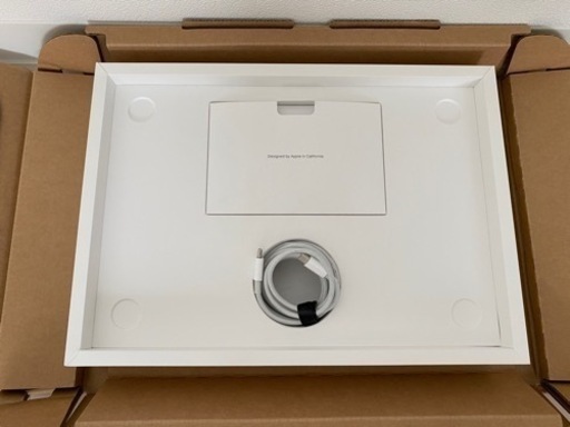【美品】MacBook Pro 2020(Retina,13-inch）|付属品完備