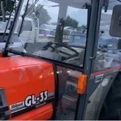 クボタトラクターGL33 エアコンキャビン付き。