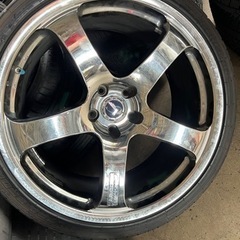 ヨコハマタイヤ製20インチアルミホイール