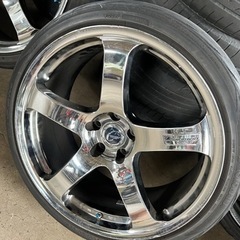 ヨコハマタイヤ製20インチアルミホイール