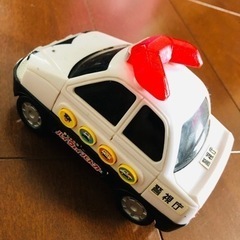 お話中です🙏音が鳴る！サイレンが光る！パトカー