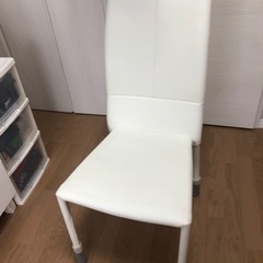 合成皮革　白色　椅子　イス　 2脚セット