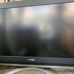 TOSHIBA 32型 1000円