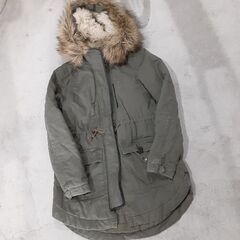 H&Mカーキ色パーカージャケットコート165から175サイズ