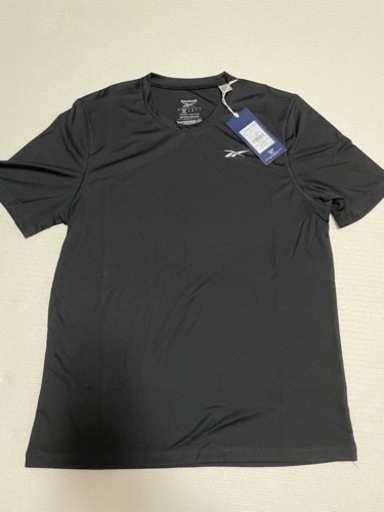 Reebok 新品