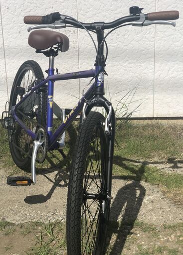 GIANT 24インチ ジュニアクロスバイク 外装6段変速