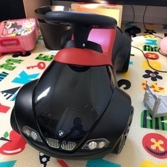 おもちゃの乗り物(BMW)
