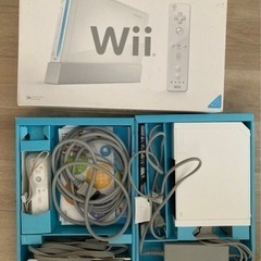 【中古】Wii本体•コントローラ•ソフト一式