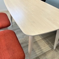 ニトリ　ダイニングテーブル4点セット　4人掛け