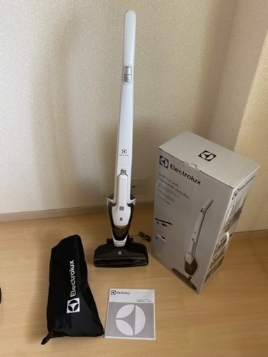エレクトロラックス Electrolux 掃除機 サイクロン式 コードレス