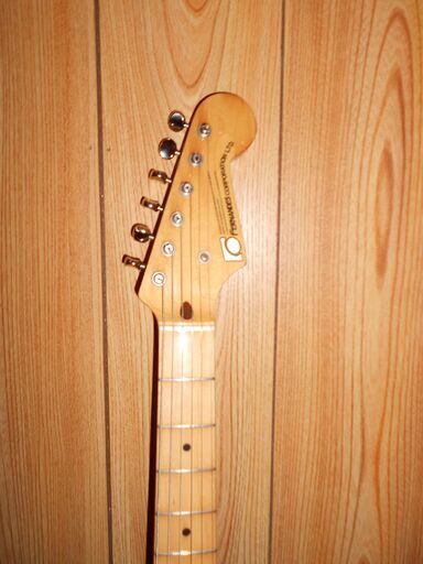 ☆彡 値下げ 石ロゴ フェルナンデス ストラトキャスター