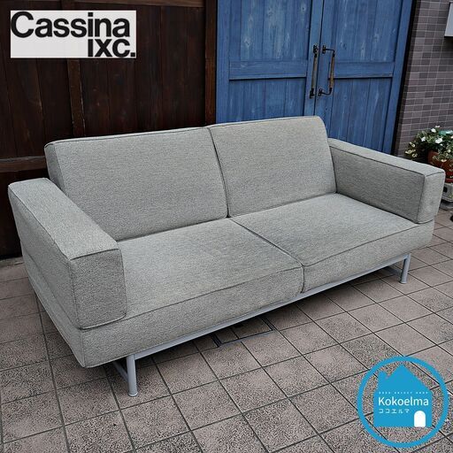 Cassina ixc.(カッシーナ イクスシー)で取り扱われていたピエロ・リッソーニ デザイン REEF(リーフ) 3人掛けソファーです。可動式背もたれはくつろぎ空間にオススメのトリプルソファー♪CH116