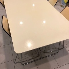 大塚家具　ダイニングテーブル　ホワイト　椅子4脚