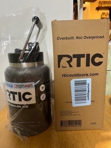 RTIC ハンドル付きハーフガロンジャグ1.9L