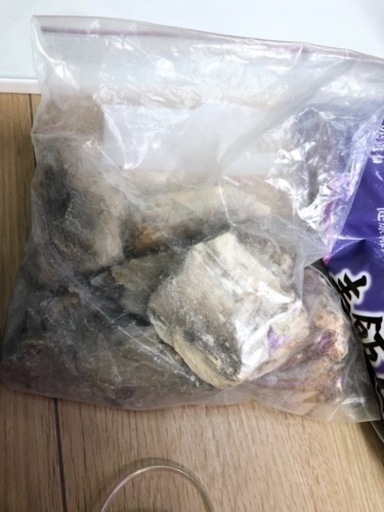水槽セットガラス水槽エアポンプ麦飯石レイアウト石メダカ ザリガニ 金魚飼育用に Sakana 多摩川の家具の中古あげます 譲ります ジモティーで不用品の処分