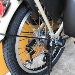 福岡）福岡市東区より　電動アシスト自転車　YAMAHA  PASS Babby　un SP  ﾘﾔﾁｬｲﾙﾄﾞｼｰﾄ標準装備ﾓﾃﾞﾙ　2022年　小傷程度の美品