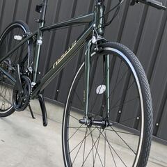 新車☆軽量アルミフレーム クロスバイク シマノ外装21段変速 ルーツ