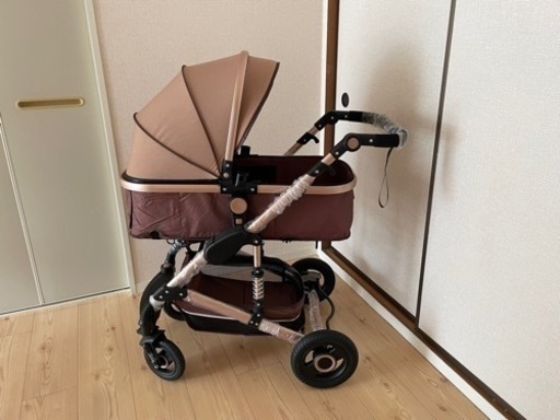 外国製ベビーカー【新品】