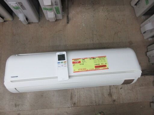 K03471　東芝　 中古エアコン　主に6畳用　冷房能力　2.2KW ／ 暖房能力　2.2KW