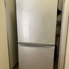 シャープ冷蔵庫137L  2016年製