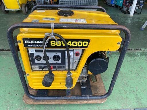 153 エンジン発電機　スバル　SGV4000　中古品