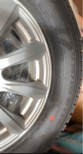 215/65r16のスタッドレス