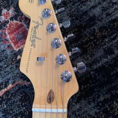[レフティ] Fender Am Pro II Stratocaster