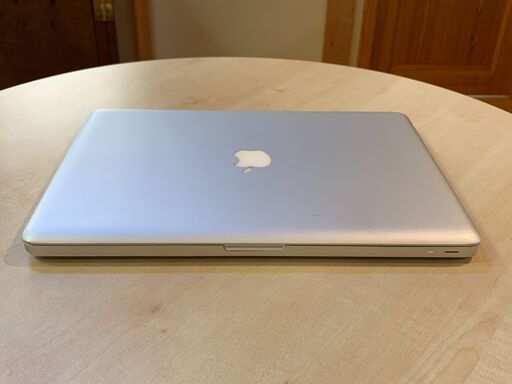 MacBook Pro Late-2011 15インチ 256GB SSD 8GB RAM USキーボード