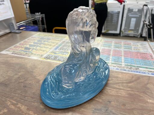 FATHOM ASPEN MATTHEWS 限定品 クリアスタチュー