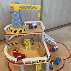 【ネット決済】木製　立体駐車場・工事現場　知育玩具　おもちゃ