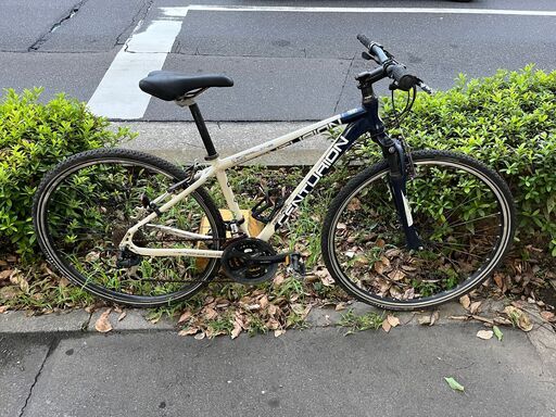 【リサイクルショップどりーむ鹿大前店】No.324　クロスバイク　自転車　CENTURION　27インチ　前3段ギア　後ろ8段ギア付き(; ･`д･´) リサイクルショップどりーむ鹿大前店】No.324 クロスバイク 自転車