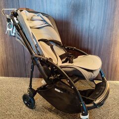 bugaboo bee5 バガブー ベビーカー　ブラックシャーシ...