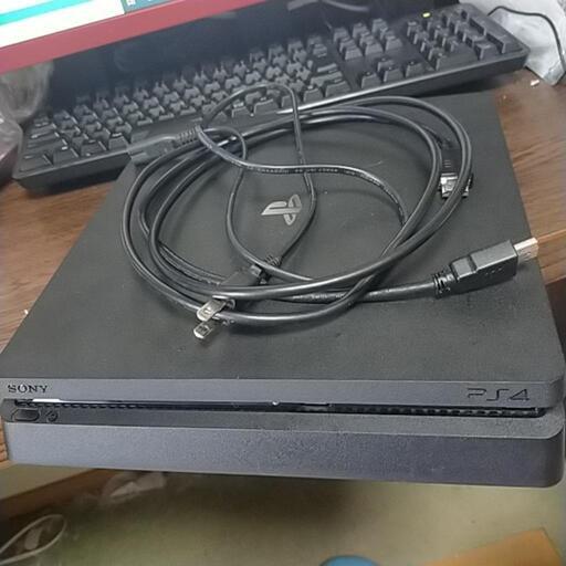 【交渉開始】PS4 CUH-2000A  500Gb 純正コントローラー付き