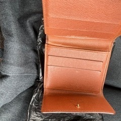 ルイヴィトン　二つ折り財布　本日限定