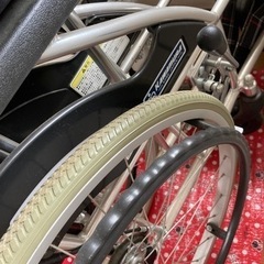 車椅子　カワムラサイクル　KV22 40S B