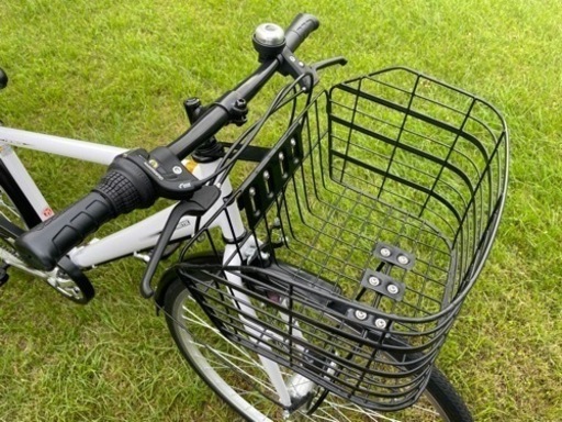 【決まりました】美品　自転車　クロスバイク