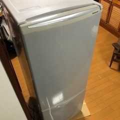 冷蔵庫　NATIONAL NR-B162J 引き取り限定