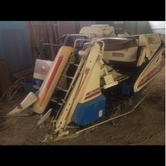 【商談中】イセキ　コンバイン　ビバ218