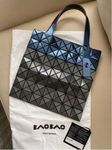 【美品】BAOBAO トートバッグ　プラチナム　マーメイド