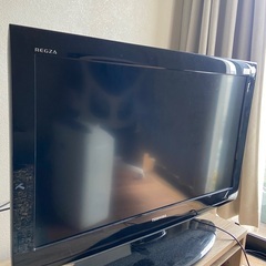東芝　液晶テレビ 32インチ　テレビボード
