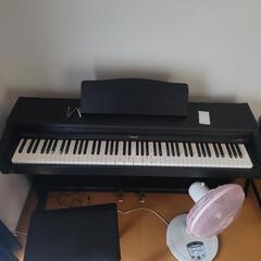 Roland piano HP145