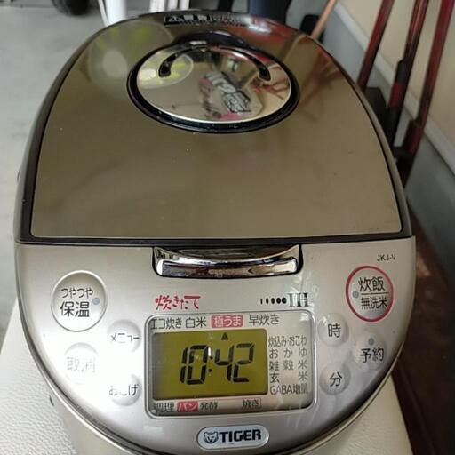 タイガー　IH 炊飯ジャー　2013年式