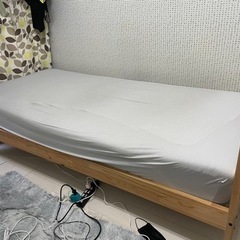 木製シングルベッド(フレームのみ)