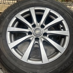 美品　タイヤ4本セット　早い人優先　場所によって無料配送